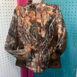 REALTREE women’s size small camouflage jacket